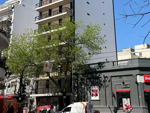 LOCAL COMERCIAL UBICACION PRIVILEGIADA