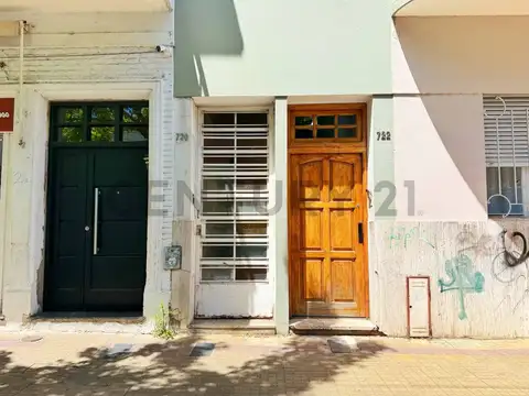 48 e/ 9 y 10 100, Piso 0