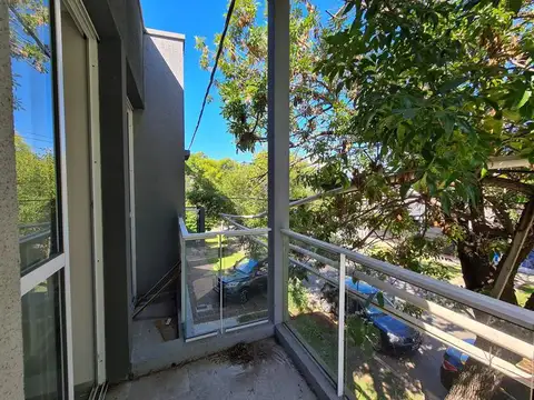 Venta Casa  2 dormitorios  Frente  Estrenar   duplex 2 Baños  Barrio Azcuenaga  Rosario