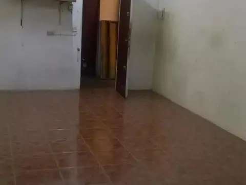 Local en Venta 40 años