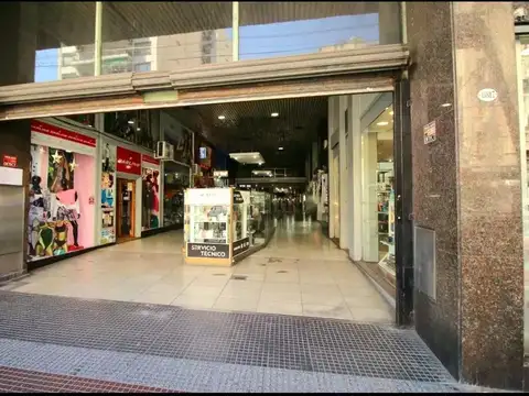 Local en Venta 40 años