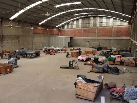 VENTA 2 GALPONES MÁS OFICINAS FRENTE DE RUTA 9