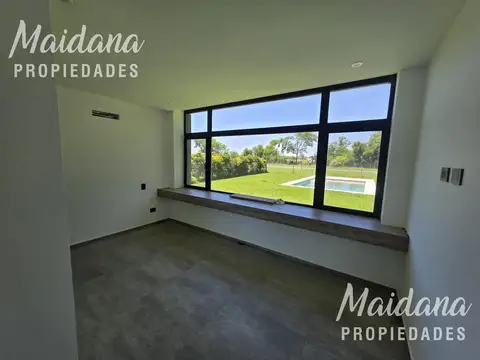Casa en Venta en Haras Santa Maria, USD 340.000