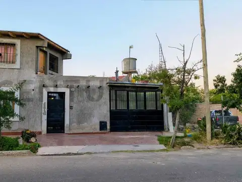 Casa en Alquiler de 4 dormitorios