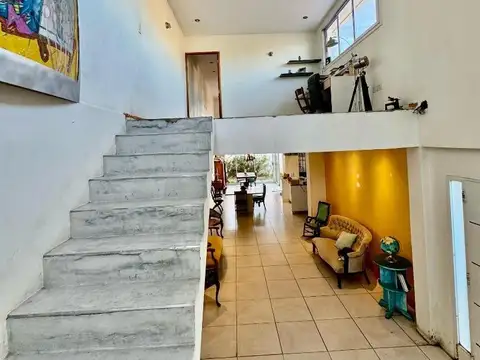 Muy linda casa vta 3 dorm gge jardin B° Gral Belgrano