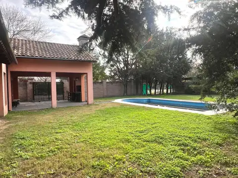 Jose ingenieros esquina Zonda - Parada 14 -  Funes