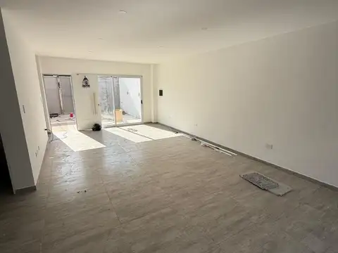 Av. Aguado y Tambor de Tacuarí