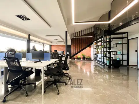 ALICIA MOREAU DE JUSTO 2000, Piso 3