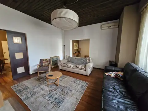 Casa en Alquiler en Olivos Vias/Maipu, USD 3.800