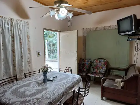 VENTA CASA 3 AMB EN LOTE DE 1000 Mts. -  CHASCOMÚS