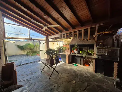 Casa en Venta en Alberdi, USD 69.900