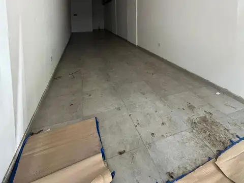 Alsina  al 2100 - LOCAL B