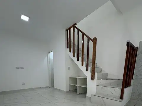 Departamento en Alquiler en Gerli, $ 500.000