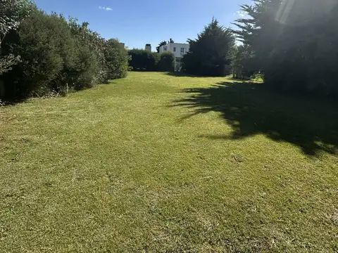 LOTE EN VENTA B. LAS ACACIAS DE HUDSON Ecriturable