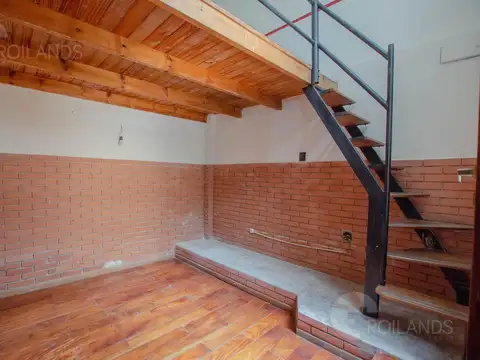 Depto Tipo Casa en Venta en Caballito, USD 95.000