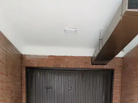 Cochera en Venta Cubierta