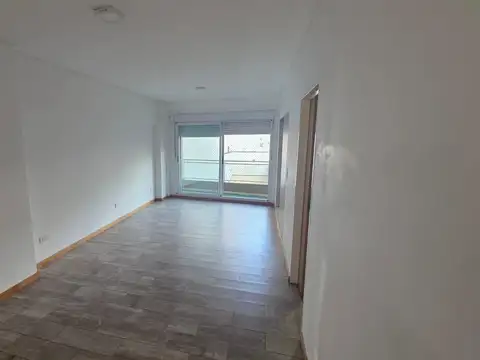 Departamento en Alquiler en Almagro, $ 600.000