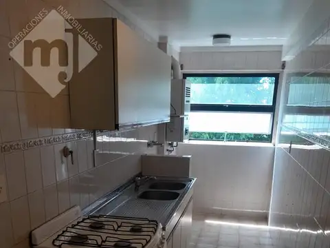 Departamento en Alquiler con 1 cocheras