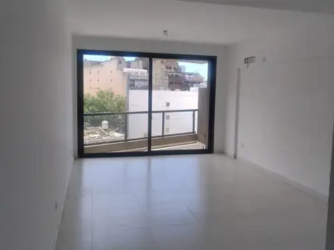 Ricardo Gutierrez 3081 , Piso 5