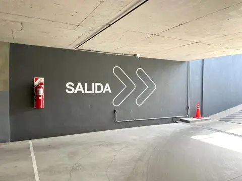 VENTA COCHERA CUBIERTA  NUEVO QUILMES PLAZA