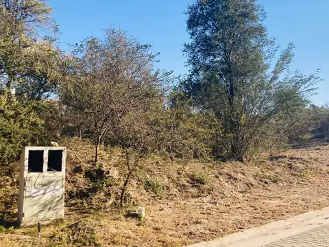 VENTA LOTE COLINAS DE LA DESEADA LA CALERA 471 M2