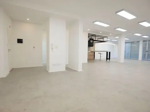 Oficina en Alquiler en Balvanera, USD 2.500