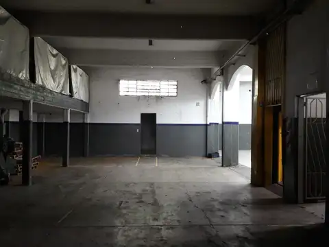 Galpon en Venta 26,49  mts Frente