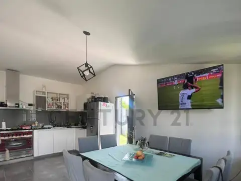 ARMANDO MOLINA , Piso 0