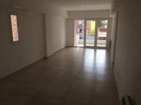 Oficina en Alquiler en Neuquen, USD 8.000