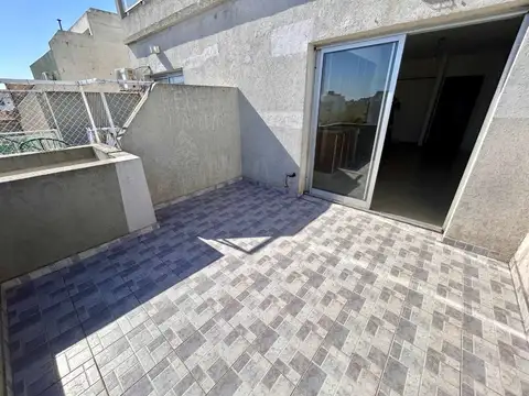 Alquiler Depto monoambiente con balcon terraza