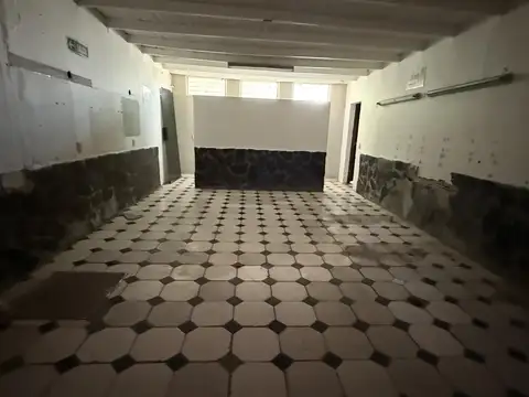 Local en Venta en Moreno, USD 170.000