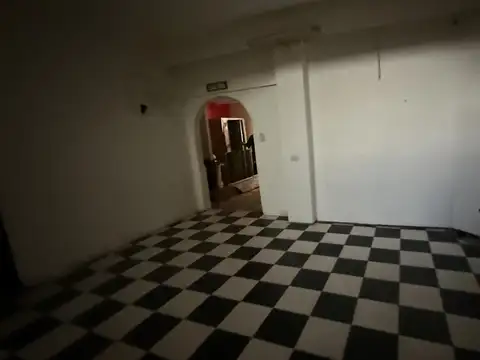 Local en Venta 40 años