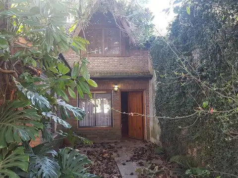 Casa en Venta en Adrogue, USD 290.000