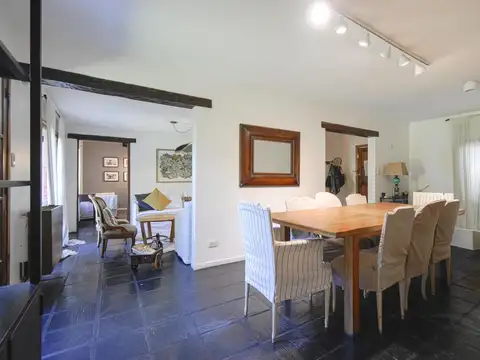 Casa en venta 5 ambientes con dependencia, pileta, parque, La horqueta, San Isidro