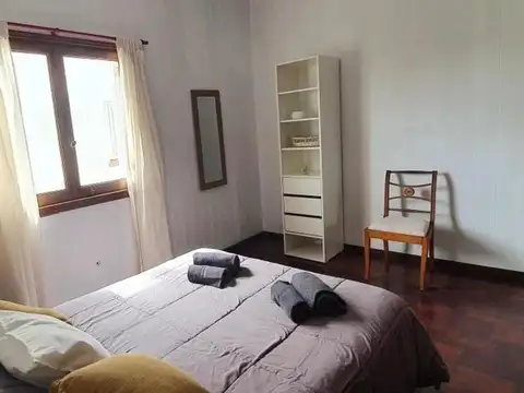 Hipólito Yrigoyen 1200