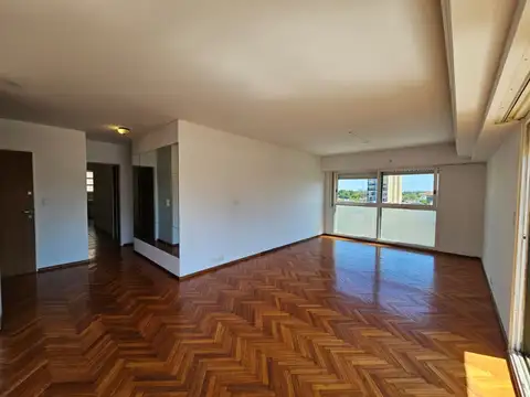 Departamento en Venta con 2 cocheras
