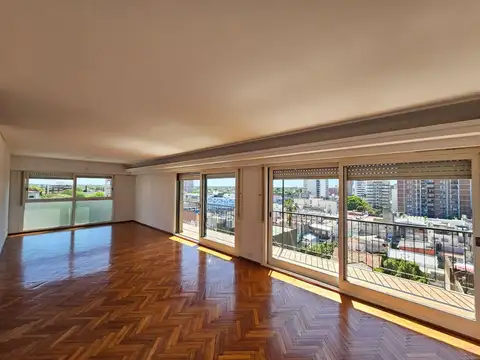 LADISLAO MARTINEZ 100