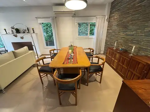 Casa 7 ambientes con 3 baños