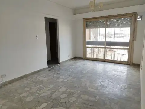 Departamento en Alquiler en Villa Devoto, $ 700.000