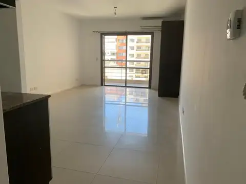 ALQUILER MONOAMBIENTE CON BALCON EN CABALLITO