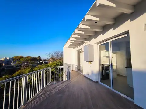 VENTA DEPTO PENT HOUSE CALLE ARIZU APTO CREDITO