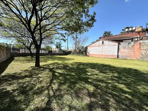 3 lotes juntos o separados. 1470m2