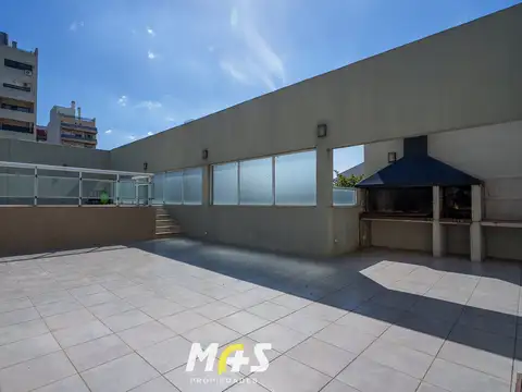 Departamento en Alquiler con 1 cocheras