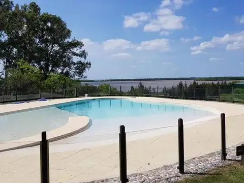 VENTA LOTE AZHARES DEL PARANA BARRIO RAICES.