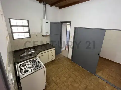 Rio Negro 2100, Piso 0