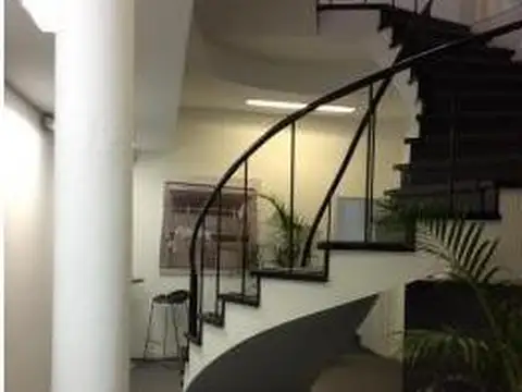 Edificio comercial con oficinas en venta La Lucila, Vicente López