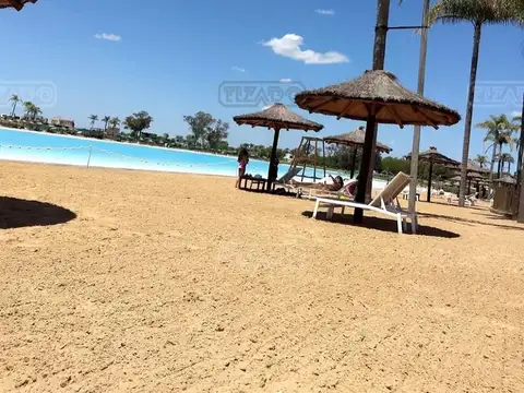 Lagoon Pilar, calle Caamaño 1100