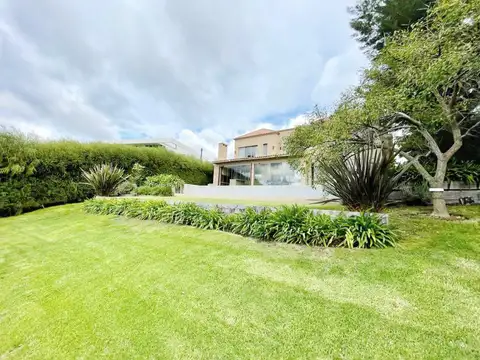 Av del Golf  al 1700