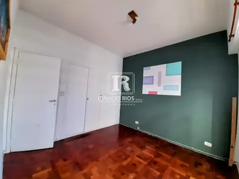 Recoleta - Departamento 4 Amb c dep. Muy Luminoso en Venta en Recoleta.