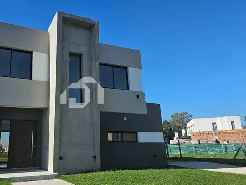 Casa en venta en Santa Elisa